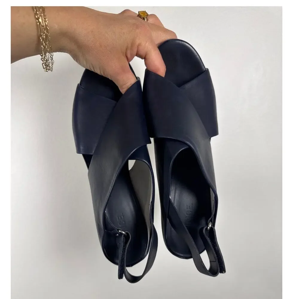 Vince Leather Crisscross Slingback Block Heel Leather Sandals Navy Size 7.5M